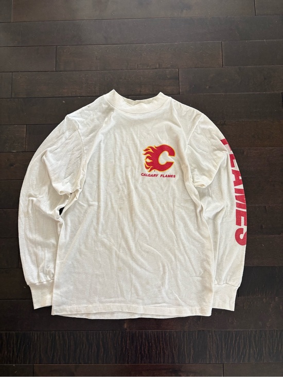 NHL Other - Vintage 80s Calgary flames White Long-Sleeve Crew Neck Hockey Tee